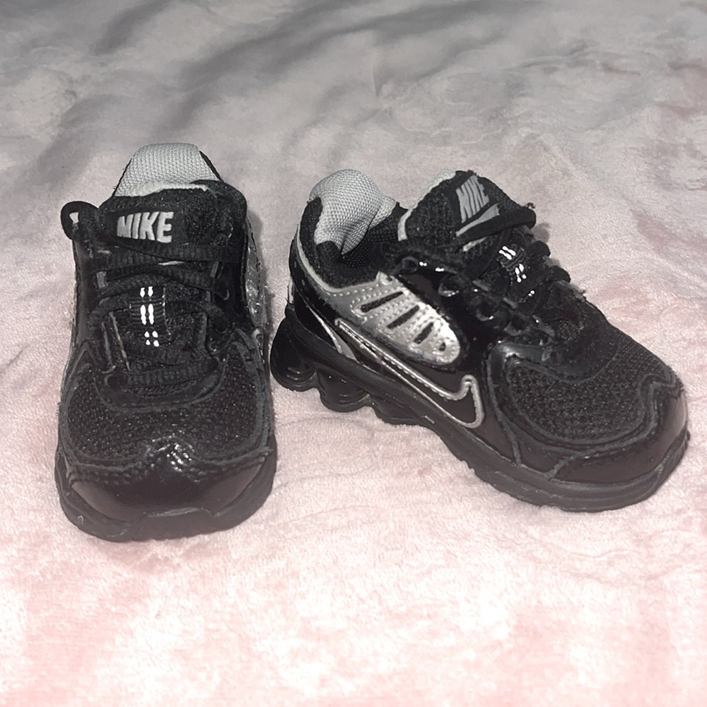 Nike Shox